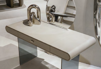 Radni i toaletni sto Bice